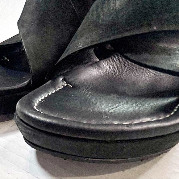 Donald Pliner Size 10 Suede Wedge Black Slide - Picture 7 of 9